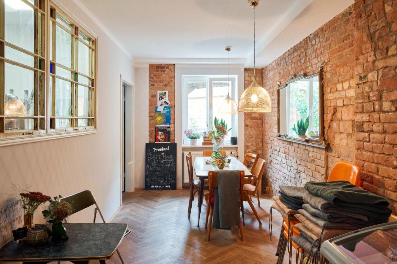Beautiful And Cozy Remise For Up To 6 Guests * Berlim
