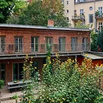 Beautiful And Cozy Remise For Up To 6 Guests