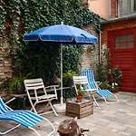 Beautiful And Cozy Remise For Up To 6 Guests